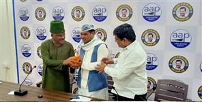 image: Sumant Tiwari joins Aam Aadmi Party