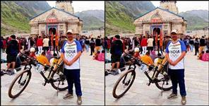 image: Kuldeep Aswal reached Kedarnath by bicycle