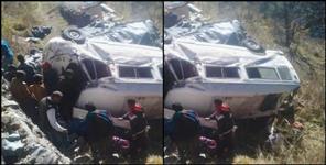 image: Vehicle of pilgrims fell into ditch, four injured