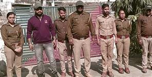 image: Ranger obscenity and misbehave in Barakoli Sitarganj