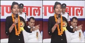 image: Srishti Goswami CM Uttarakhand Children Assembly