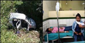 image: Three people died after a pickup fell in the ditch