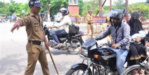image: Helmet is Compulsory For Pillion Rider Too in Uttarakhand