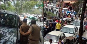 image: Long jam on Dehradun Mussoorie Road