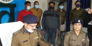 image: Dehradun police arrested vicious thugs