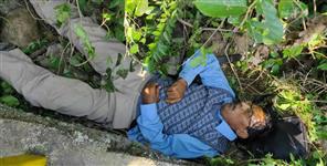 image: dead body found at dehradun airport