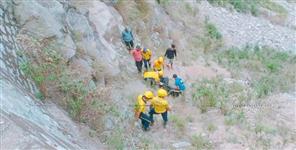 image: Vehicle Fell Into A Ditch 1 Died and 1 Injured in Rudraprayag
