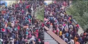 image: The crowd of pilgrims in Sonprayag has raised concerns