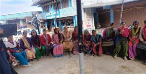image: Desi liquor shop was cancelled in Berinag