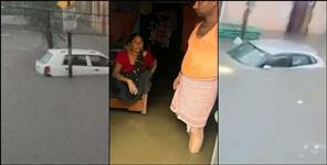 image: Roads filled with water in first rain in Haridwar