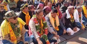 Congress MLA on fast over Badrinath offering dispute