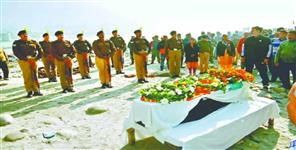 image: Bsf martyr anil bhatt funeral in Rishikesh