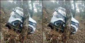 image: Car fell into a ditch on Pankhu Motorway