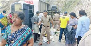 image: Chardham Yatra Bus Accident 6 People Injured