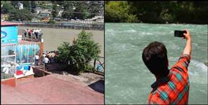 image: 15 year old Manish Uniyal dies while taking selfie in Uttarkashi
