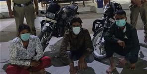 Hooliganism by tourists from Haryana in Garhwal