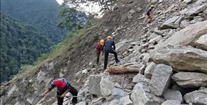 Five Trekkers Missing on Kedarnath-Basukital Route