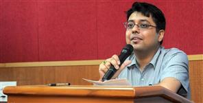 image: IAS Nitin Bhadoria the new DM of Udham Singh Nagar