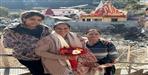 Saina Nehwal visited kainchi dham