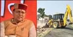 100 years old tomb demolished forest in Ramnagar