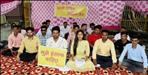 Husband sit on dharna against wife in Uttarakhand Haridwar