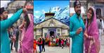 Youtuber applies sindoor to girl in Kedarnath