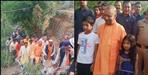 Yogi Adityanath walks in Pauri Garhwal Panchur village latest video