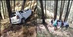 Car stuck in tree in Rudraprayag 5 lives saved
