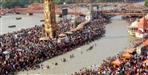 Huge Crowd at Haridwar Har Ki Pauri in Ganga Dussehra