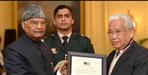 Dr. Narayan singh dharmsaktu of Uttarakhand awarded