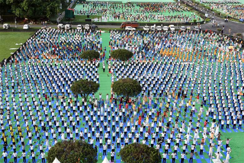 21-june-2018-yoga-fastival PM Modi