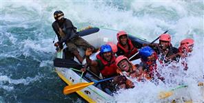 image: Rafting Lovers Will Have To Wait More For River Rafting in Rishikesh